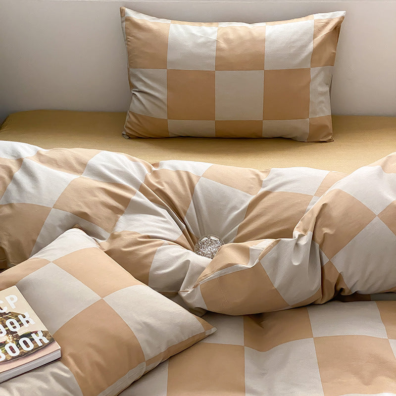 Four-piece Checkered Quilt Duvet Set