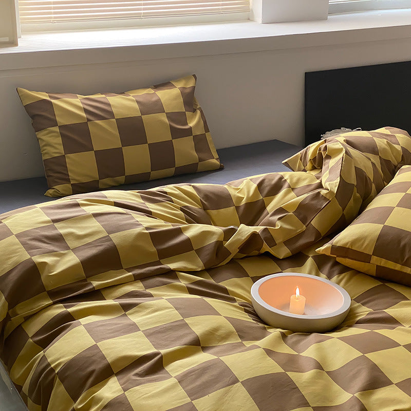 Four-piece Checkered Quilt Duvet Set