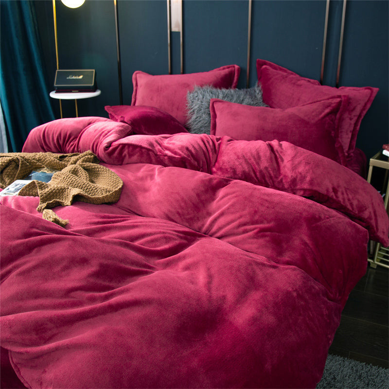 Four-piece Plush Double-sided Fleece Warm Duvet Cover.