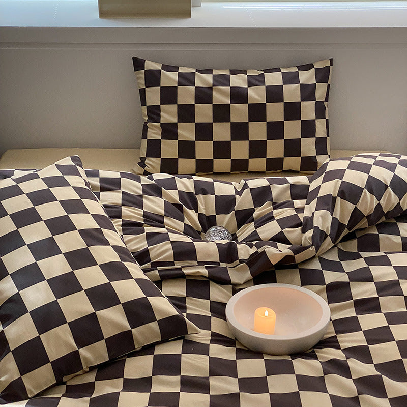 Four-piece Checkered Quilt Duvet Set