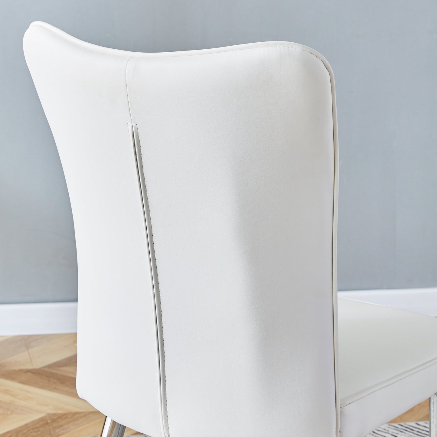 Modern Minimalist 4-Piece Set of White PU Dining Chairs