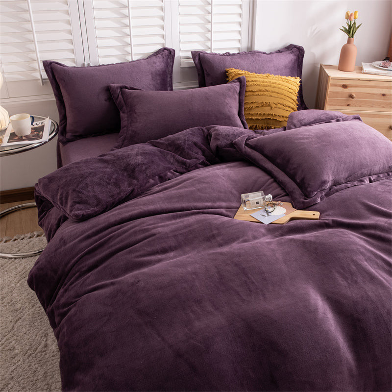 Four-piece Plush Double-sided Fleece Warm Duvet Cover.