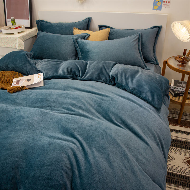 Four-piece Plush Double-sided Fleece Warm Duvet Cover.