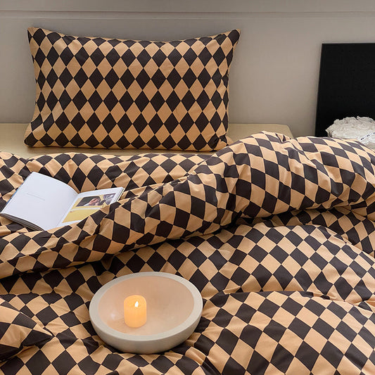 Four-piece Checkered Quilt Duvet Set